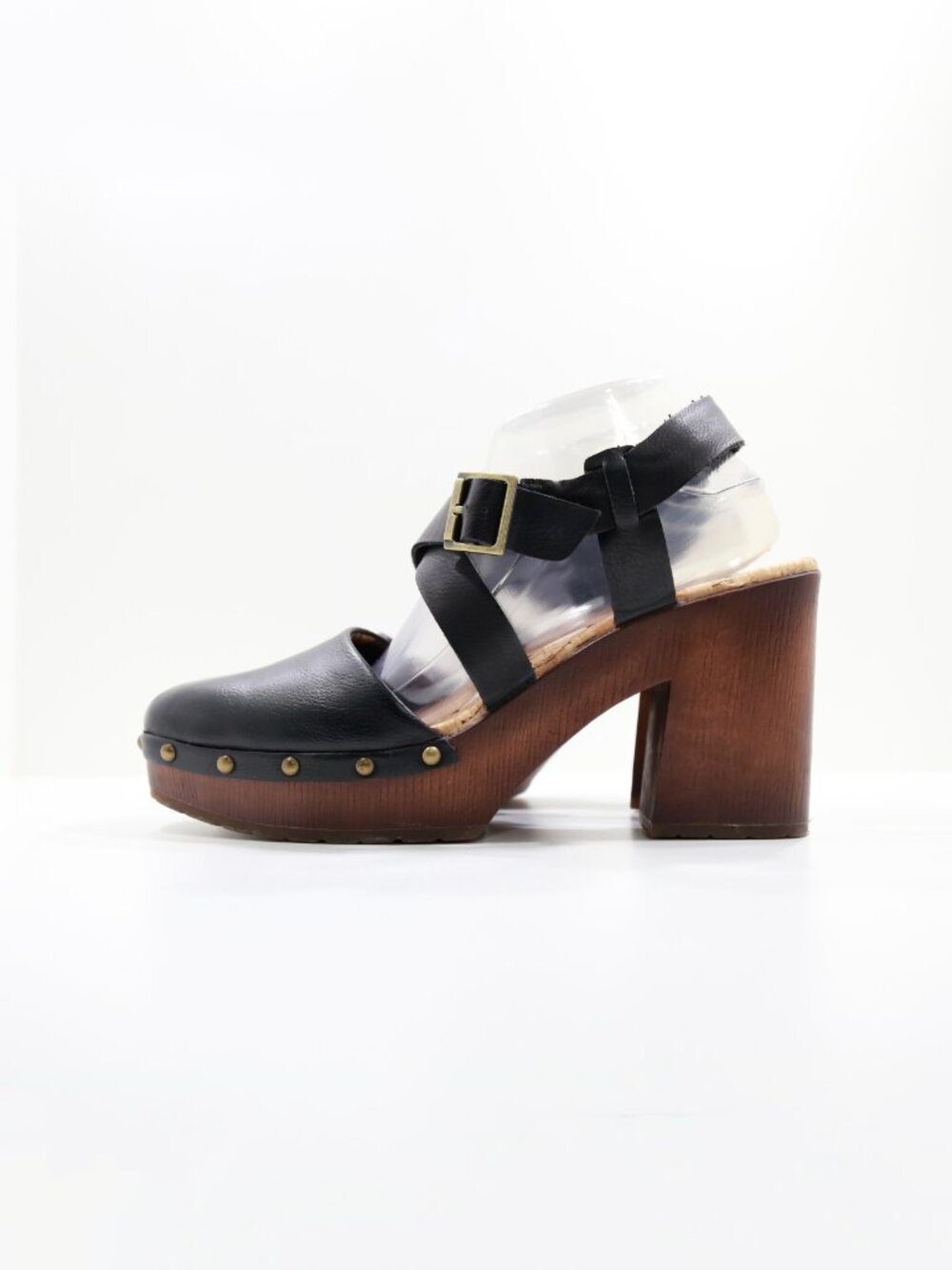 Korks Wendy Black Faux Leather Chunky Cross-Strap 4" Block Heel Sandals - 11